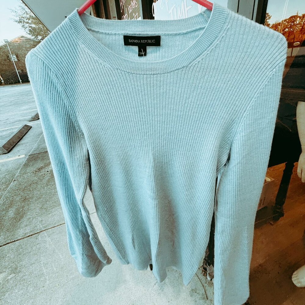 BANANA REPUBLIC SMALL